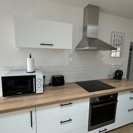 Appartement En Centre-Ville - Local Velos Disponible Mayenne Eksteriør bilde