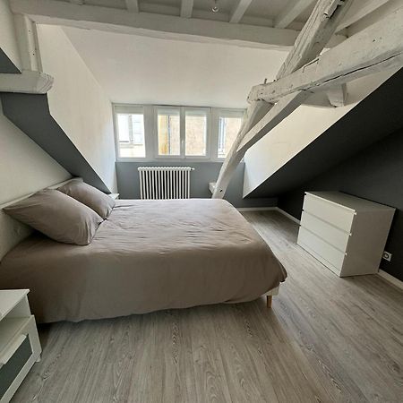 Appartement En Centre-Ville - Local Velos Disponible Mayenne Eksteriør bilde