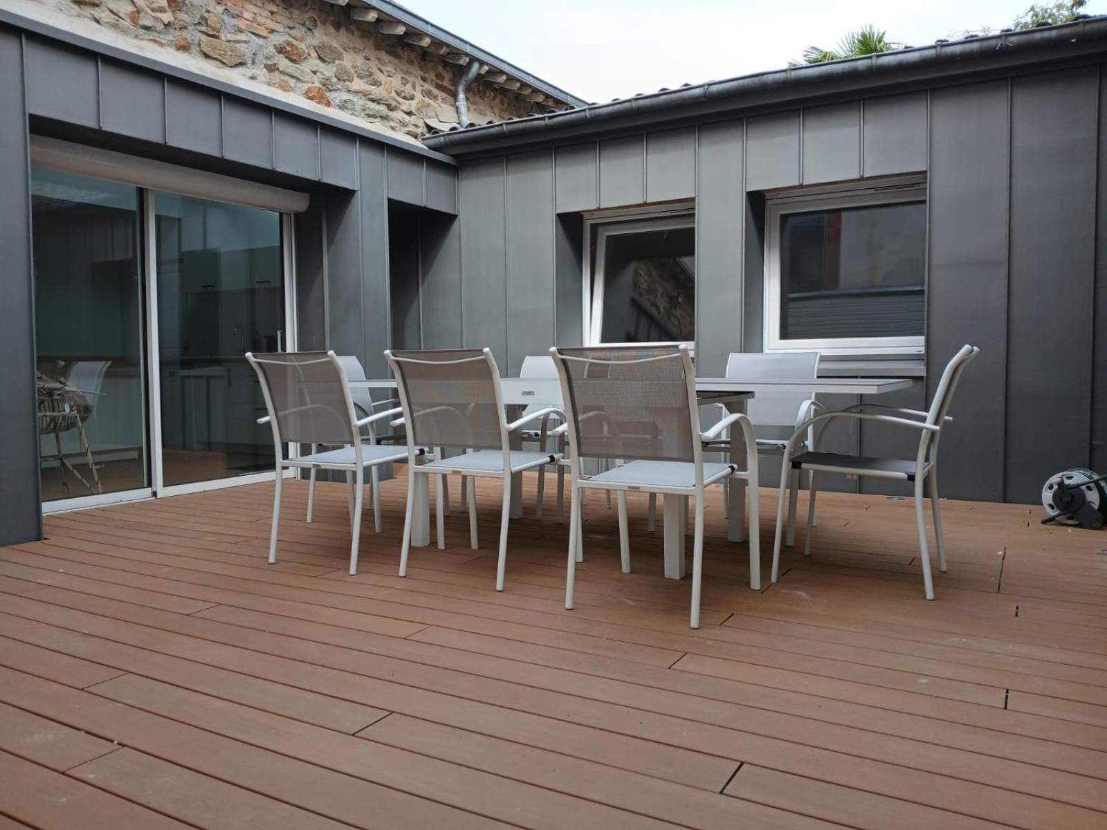 Appartement En Centre-Ville - Local Velos Disponible Mayenne Eksteriør bilde