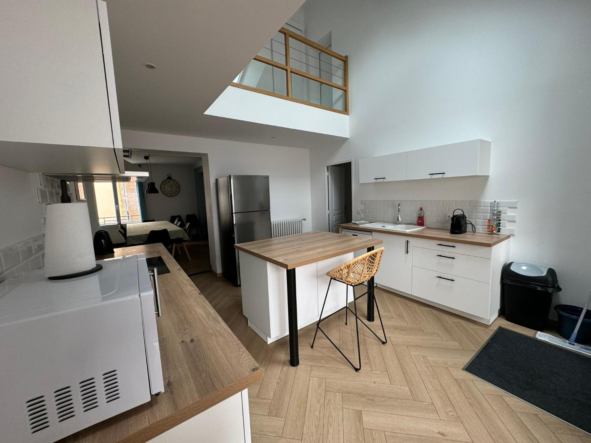 Appartement En Centre-Ville - Local Velos Disponible Mayenne Eksteriør bilde