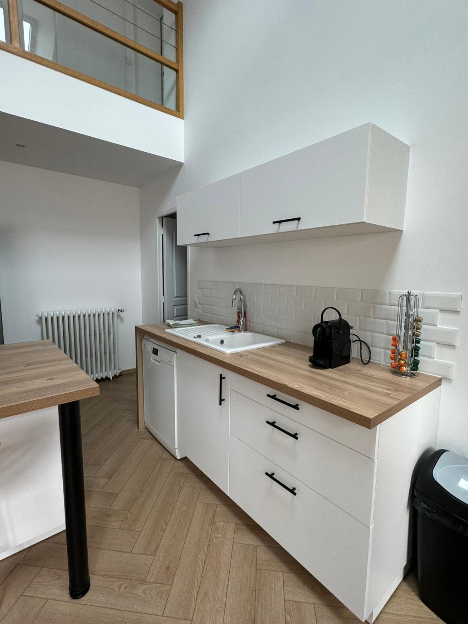 Appartement En Centre-Ville - Local Velos Disponible Mayenne Eksteriør bilde