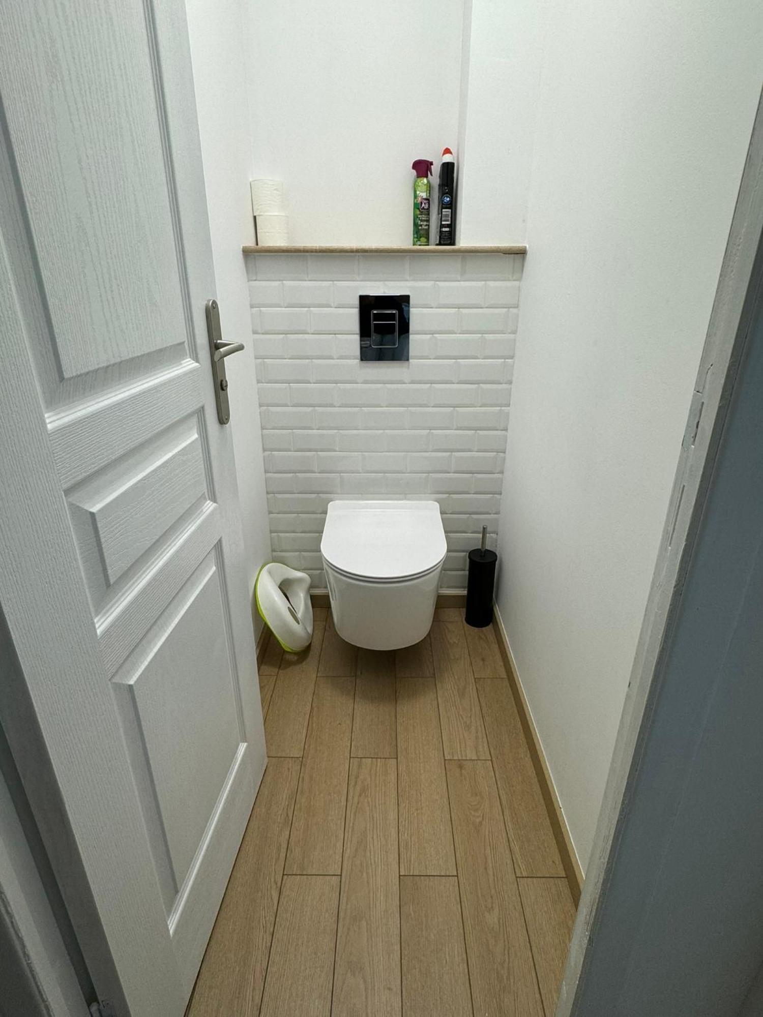 Appartement En Centre-Ville - Local Velos Disponible Mayenne Eksteriør bilde