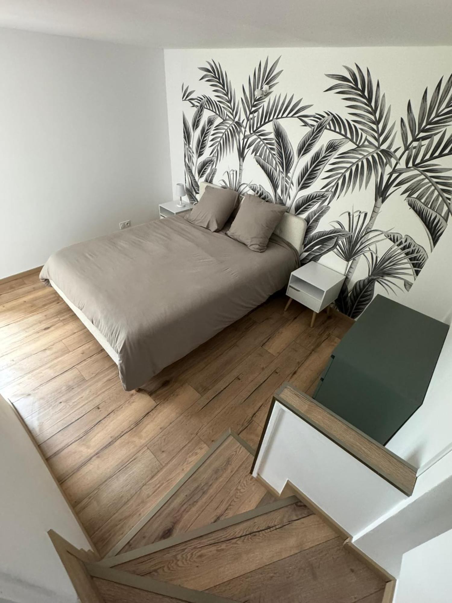 Appartement En Centre-Ville - Local Velos Disponible Mayenne Eksteriør bilde