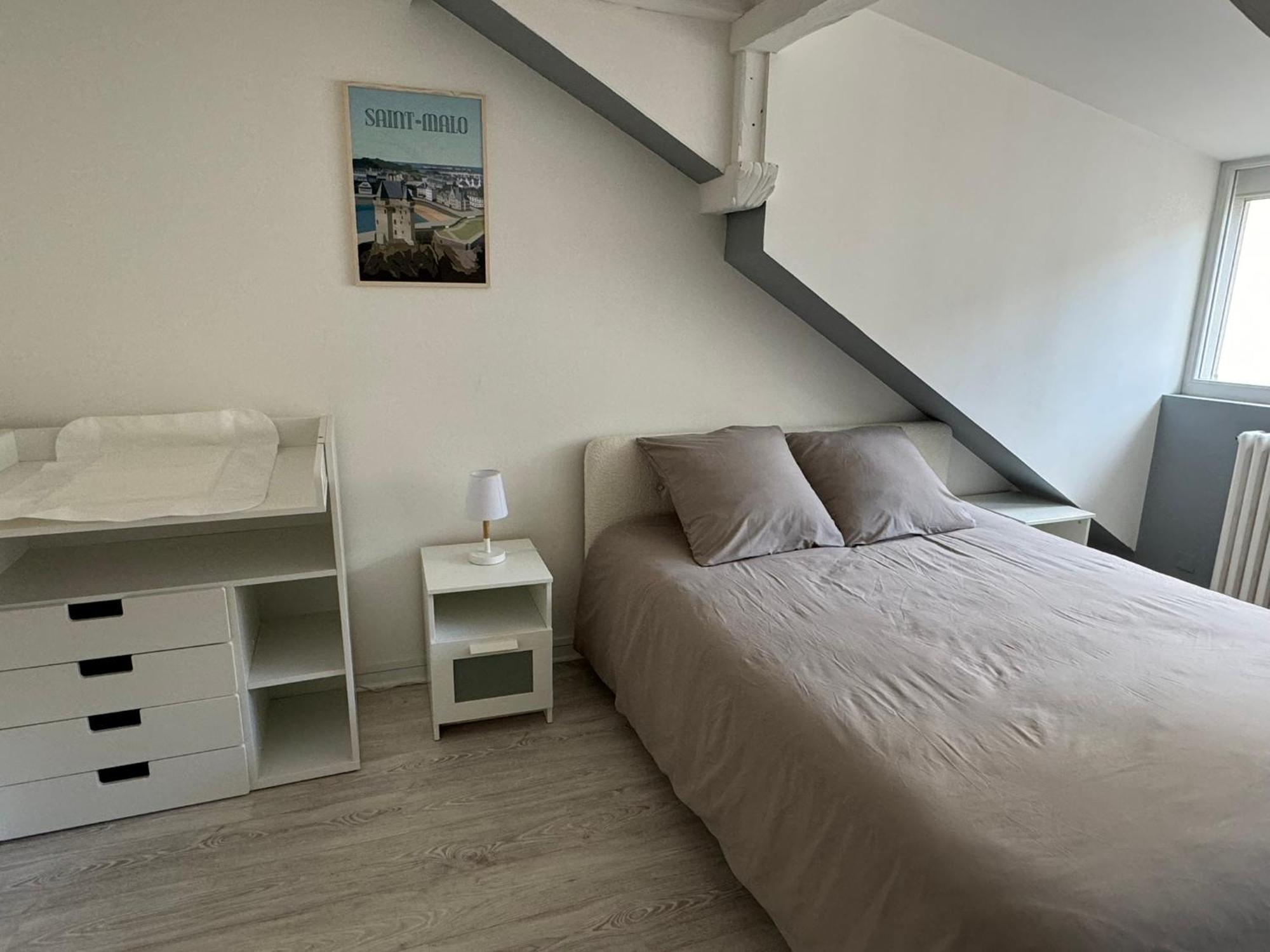 Appartement En Centre-Ville - Local Velos Disponible Mayenne Eksteriør bilde
